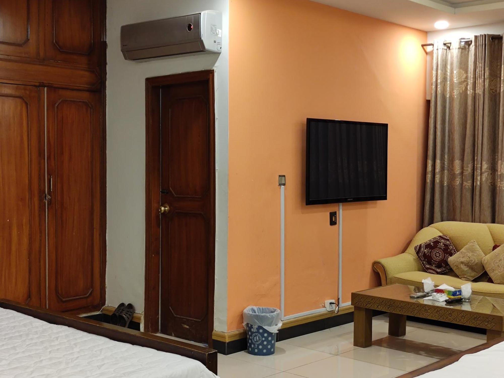 Sunrise Rest House Islamabad Habitación foto